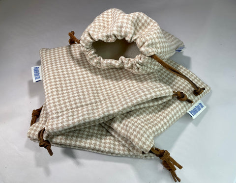 Caramel Houndstooth Valuable Pouch